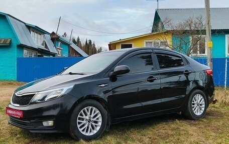 KIA Rio III рестайлинг, 2015 год, 950 000 рублей, 10 фотография