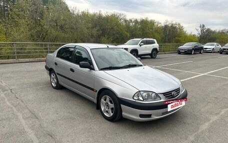 Toyota Avensis III рестайлинг, 2001 год, 625 000 рублей, 10 фотография