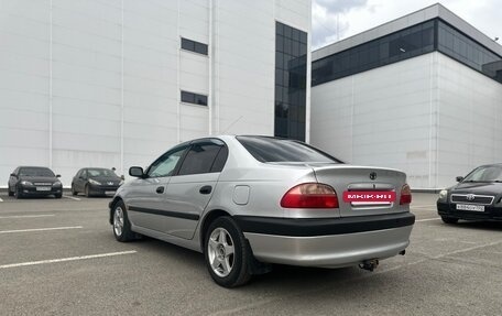 Toyota Avensis III рестайлинг, 2001 год, 625 000 рублей, 13 фотография