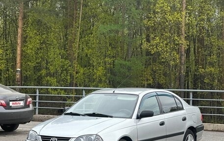 Toyota Avensis III рестайлинг, 2001 год, 625 000 рублей, 16 фотография