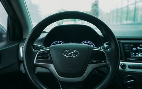 Hyundai Solaris II рестайлинг, 2018 год, 654 334 рублей, 11 фотография
