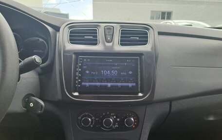 Renault Logan II, 2018 год, 499 000 рублей, 18 фотография