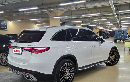 Mercedes-Benz GLC, 2024 год, 6 900 000 рублей, 2 фотография