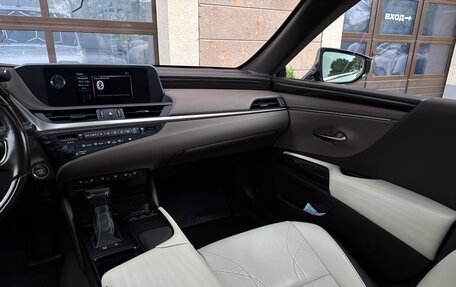 Lexus ES VII, 2019 год, 4 950 000 рублей, 28 фотография