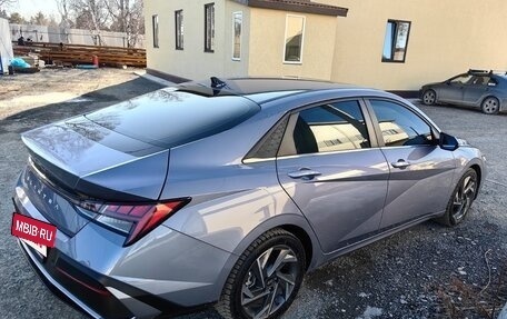 Hyundai Elantra, 2023 год, 2 200 000 рублей, 3 фотография