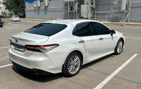 Toyota Camry, 2018 год, 2 700 000 рублей, 7 фотография