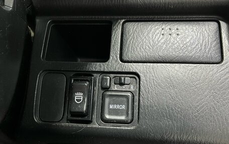 Honda Stream I рестайлинг, 2003 год, 590 000 рублей, 12 фотография