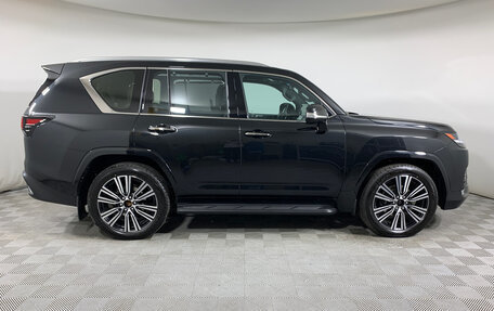 Lexus LX, 2024 год, 21 000 000 рублей, 4 фотография