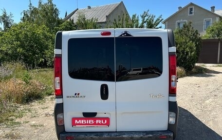 Renault Trafic, 2009 год, 2 000 000 рублей, 4 фотография