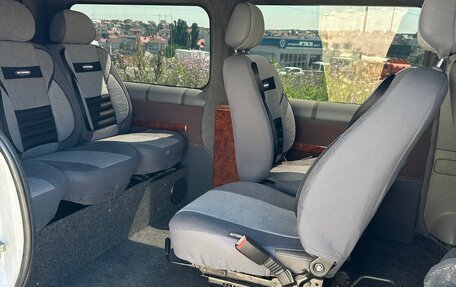 Renault Trafic, 2009 год, 2 000 000 рублей, 15 фотография