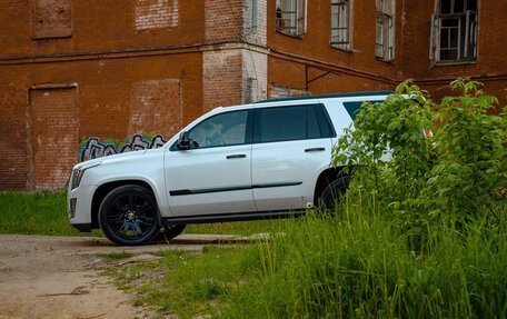 Cadillac Escalade IV, 2016 год, 4 850 000 рублей, 12 фотография