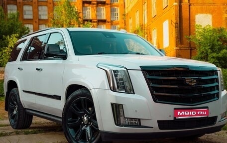 Cadillac Escalade IV, 2016 год, 4 850 000 рублей, 8 фотография