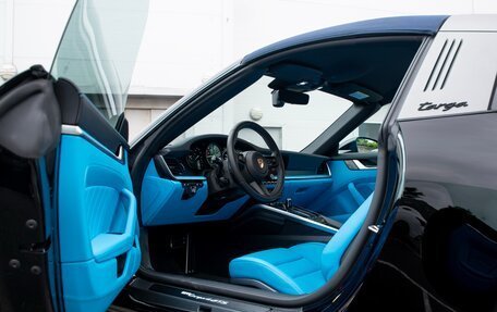 Porsche 911, 2022 год, 24 900 000 рублей, 11 фотография