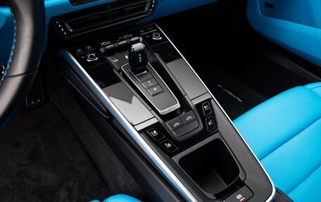 Porsche 911, 2022 год, 24 900 000 рублей, 19 фотография