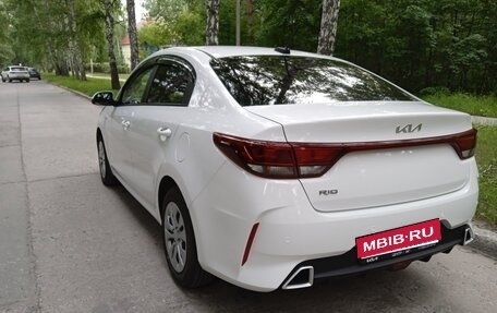 KIA Rio IV, 2022 год, 1 500 000 рублей, 1 фотография