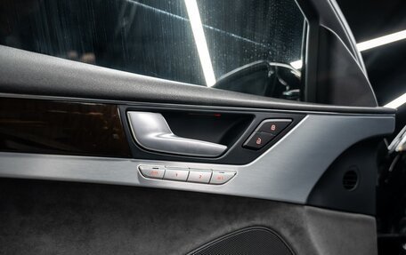 Audi A8, 2016 год, 4 750 000 рублей, 11 фотография