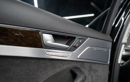 Audi A8, 2016 год, 4 750 000 рублей, 28 фотография