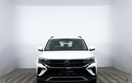 Volkswagen Taos, 2022 год, 2 080 000 рублей, 2 фотография