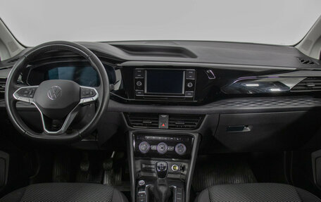Volkswagen Taos, 2022 год, 2 080 000 рублей, 13 фотография
