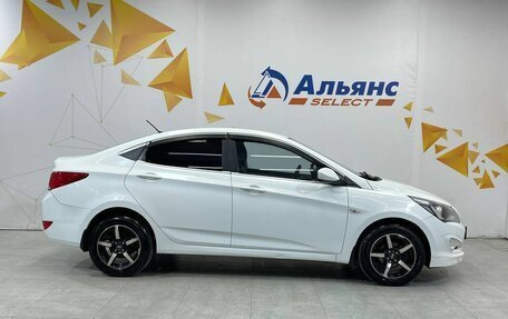 Hyundai Solaris II рестайлинг, 2016 год, 825 000 рублей, 2 фотография
