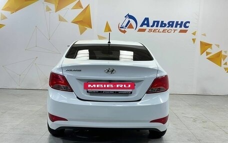Hyundai Solaris II рестайлинг, 2016 год, 825 000 рублей, 4 фотография