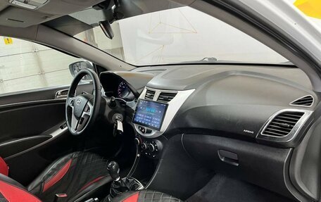 Hyundai Solaris II рестайлинг, 2016 год, 825 000 рублей, 12 фотография