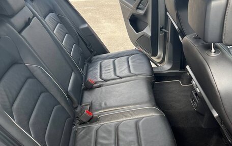 Volkswagen Tiguan II, 2019 год, 3 000 000 рублей, 17 фотография