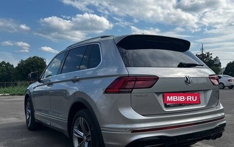 Volkswagen Tiguan II, 2019 год, 3 000 000 рублей, 6 фотография
