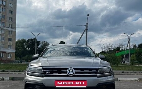 Volkswagen Tiguan II, 2019 год, 3 000 000 рублей, 22 фотография