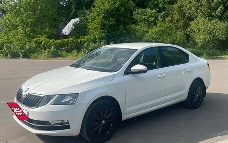 Skoda Octavia, 2017 год, 1 450 000 рублей, 2 фотография