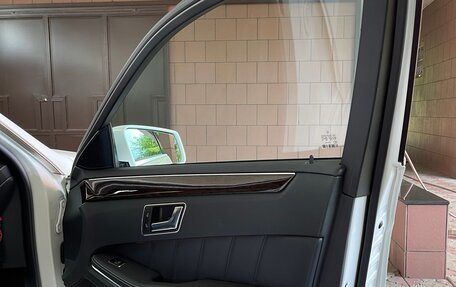 Mercedes-Benz E-Класс, 2012 год, 2 900 000 рублей, 14 фотография