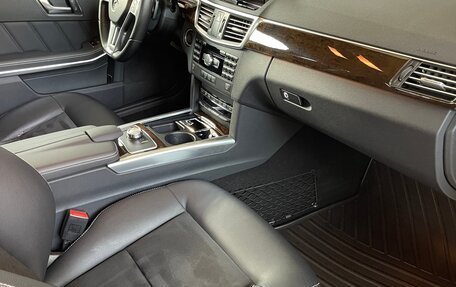 Mercedes-Benz E-Класс, 2012 год, 2 900 000 рублей, 13 фотография