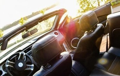Ford Mustang VI рестайлинг, 2012 год, 1 800 000 рублей, 1 фотография