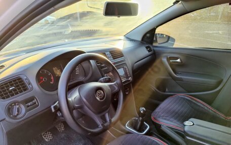 Volkswagen Polo VI (EU Market), 2016 год, 850 000 рублей, 10 фотография