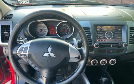 Mitsubishi Outlander III рестайлинг 3, 2007 год, 760 000 рублей, 9 фотография