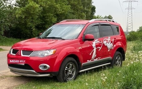 Mitsubishi Outlander III рестайлинг 3, 2007 год, 760 000 рублей, 3 фотография