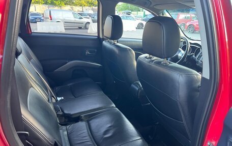 Mitsubishi Outlander III рестайлинг 3, 2007 год, 760 000 рублей, 16 фотография