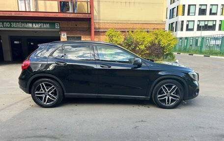 Mercedes-Benz GLA, 2019 год, 2 500 000 рублей, 4 фотография