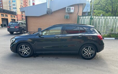 Mercedes-Benz GLA, 2019 год, 2 500 000 рублей, 5 фотография
