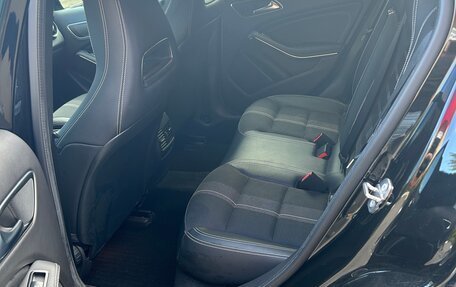 Mercedes-Benz GLA, 2019 год, 2 500 000 рублей, 8 фотография