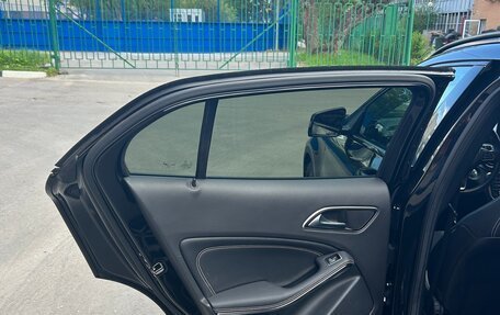 Mercedes-Benz GLA, 2019 год, 2 500 000 рублей, 10 фотография
