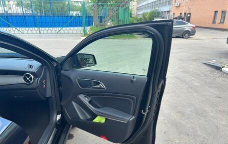 Mercedes-Benz GLA, 2019 год, 2 500 000 рублей, 12 фотография