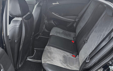 Hyundai Solaris II рестайлинг, 2015 год, 1 100 000 рублей, 5 фотография