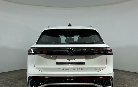 Volkswagen Tiguan, 2024 год, 5 970 000 рублей, 5 фотография