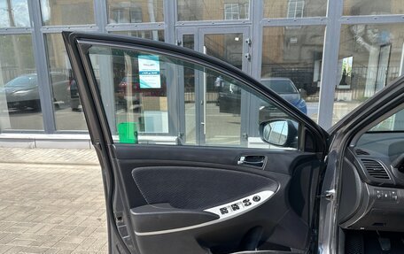 Hyundai Solaris II рестайлинг, 2012 год, 570 000 рублей, 5 фотография