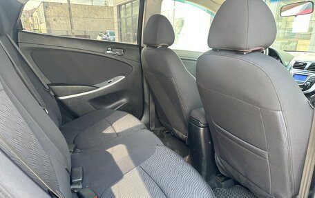 Hyundai Solaris II рестайлинг, 2012 год, 570 000 рублей, 17 фотография