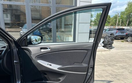 Hyundai Solaris II рестайлинг, 2012 год, 570 000 рублей, 19 фотография