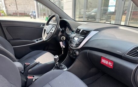 Hyundai Solaris II рестайлинг, 2012 год, 570 000 рублей, 20 фотография