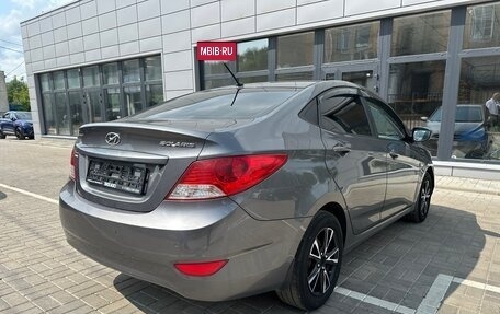 Hyundai Solaris II рестайлинг, 2012 год, 570 000 рублей, 24 фотография