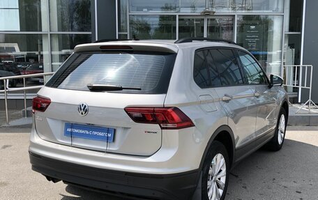 Volkswagen Tiguan II, 2020 год, 2 660 000 рублей, 5 фотография